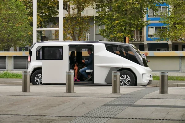 Vista Pessoas Sentadas Táxi Minivan Elétrico Completo Etioca Branco — Fotografia de Stock