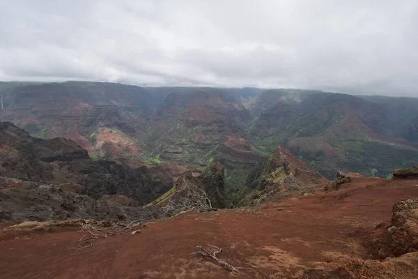 Paisaje Waimea Rocoso Canyon State Park Hawaii Con Cielo Nublado — Foto de Stock