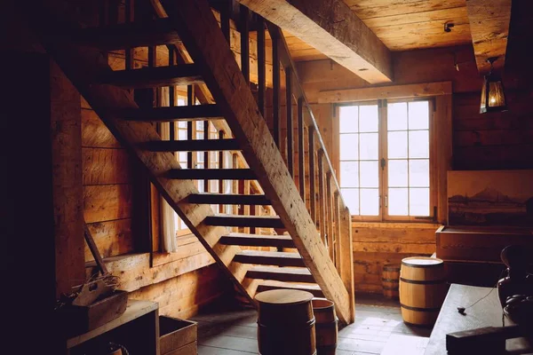Uma Escadaria Antiga Velha Bunkhouse Fort Langley Canadá — Fotografia de Stock