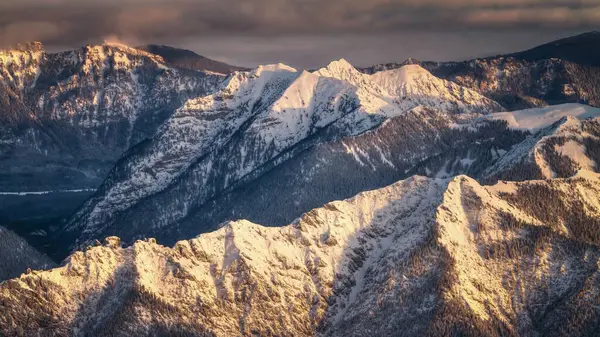 Μια Μέρα Γραφική Θέα Του Χιονιού Κάλυψε Κορυφή Zugspitze Στη — Φωτογραφία Αρχείου