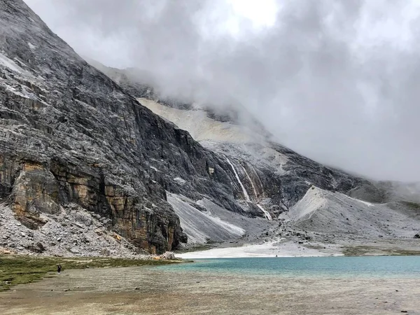 Θέα Στο Βουνό Και Λίμνη Στο Εθνικό Πάρκο Jiuzhai Valley — Φωτογραφία Αρχείου