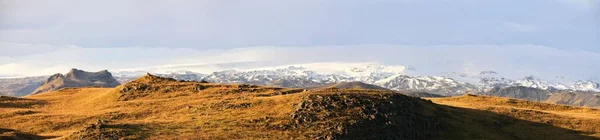 Panoramiczny Widok Pięknych Gór Jesienią Islandii — Zdjęcie stockowe
