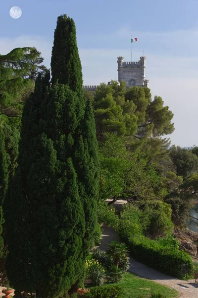 Vertical Shot 19Th Century Miramare Castle Gulf Trieste Barcola Grignano — Stock Photo, Image