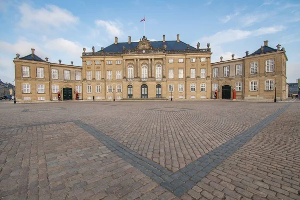 Låg Vinkel Över Amalienborgs Slott Köpenhamn Danmark — Stockfoto