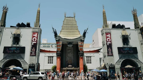 Esterno Del Teatro Cinese Hollywood Boulevard Con Cielo Blie — Foto Stock