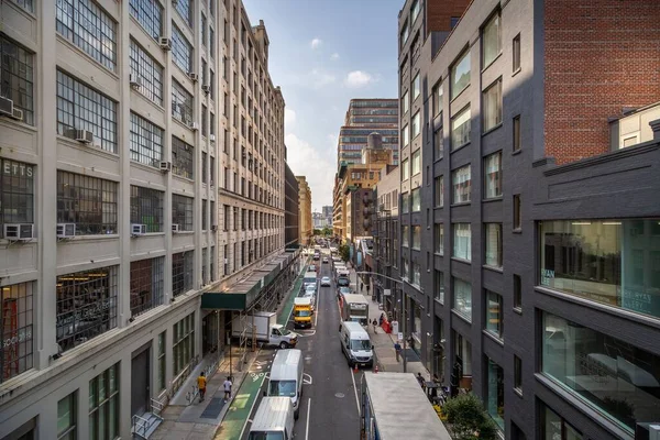 New York Chelsea Nin Seçkin Bölgesindeki Yan Sokağa Bakın — Stok fotoğraf