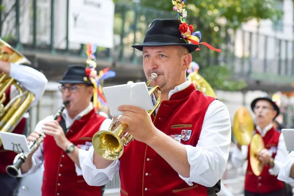 Die Marching Band Auf Der Fifth Ave New York City — Stockfoto