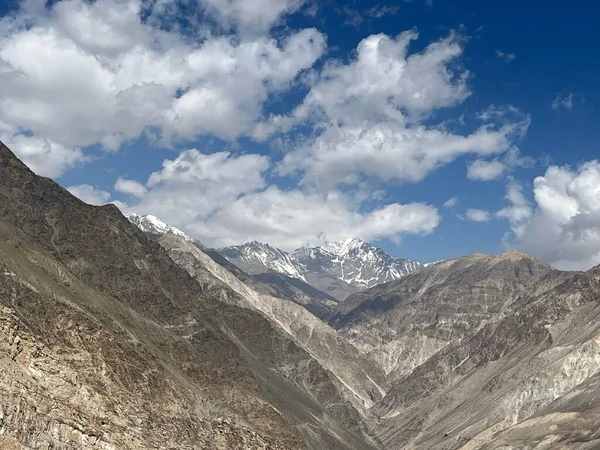 Een Landschap Uitzicht Van Hanging Valley Bereik Bergen Himachal Pradesh — Stockfoto