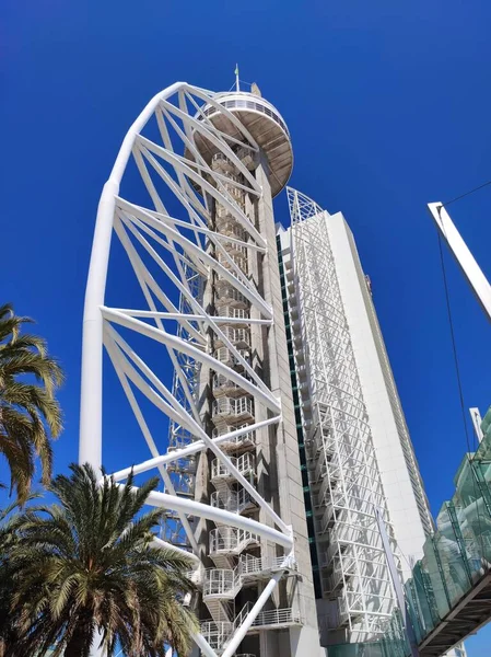 Low Angle Shot Vasco Gama Tower Tropical Palms Blue Sky — Stock Photo, Image