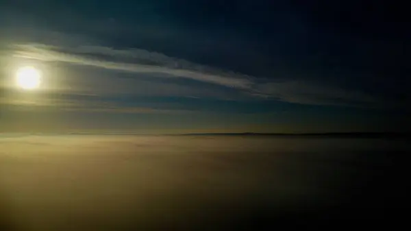 Vista Aerea Lunga Esposizione Paesaggio Marino Coperto Vapore Tramonto — Foto Stock