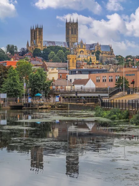 Vertical View Brayford Lake Lincoln Cathedral City Buildings Lincoln — Stock Photo, Image