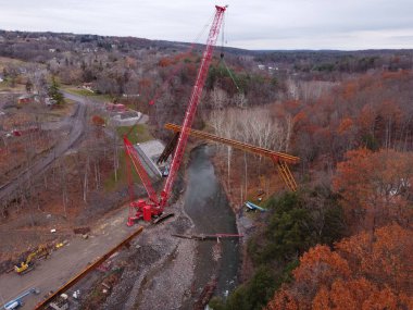 Lansing NY 'de kilise tarafından yapılmış bir köprü antresi.