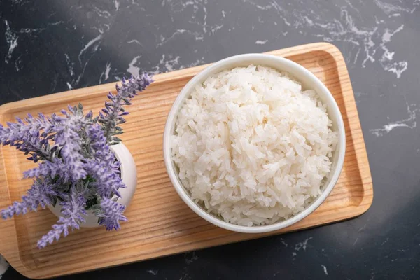 Mangkuk Nasi Dengan Pot Kecil Papan Kayu — Stok Foto