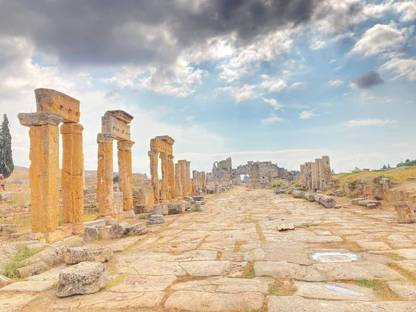 Руины Древнего Города Иераполис Памуккале Денизли Турция — стоковое фото