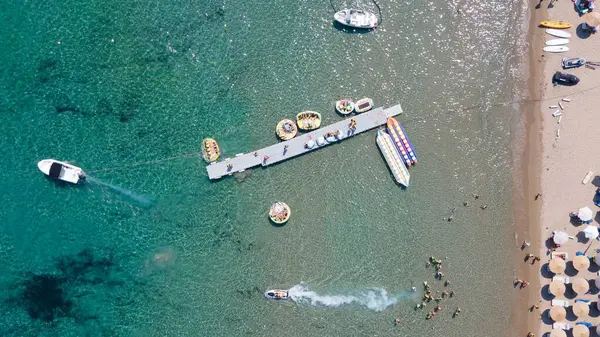 Eine Antenne Von Einem Dock Und Booten Auf Dem Flachen — Stockfoto