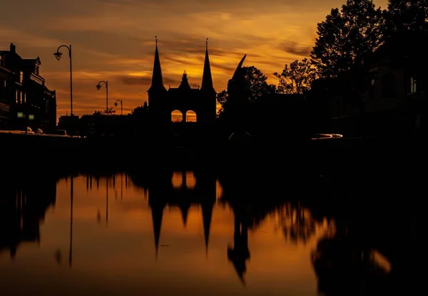 Hollanda Nın Hava Manzarası Geceleri Binalarla Çevrili — Stok fotoğraf