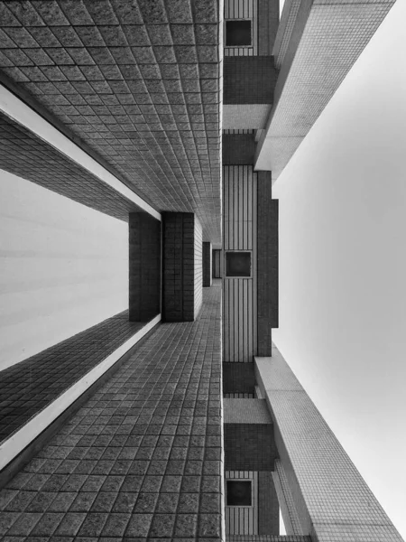 Låg Vinkel Abstrakt Byggnad — Stockfoto