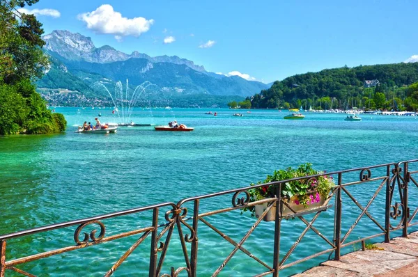 Una Hermosa Toma Barcos Lago Annecy Francia — Foto de Stock