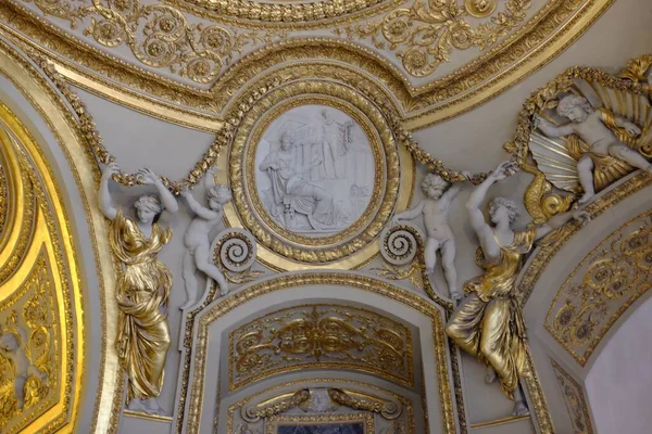 Снимок Деталей Интерьера Потолка Музее Лувра Париже Франция — стоковое фото