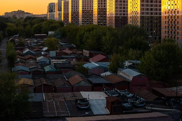 Een Luchtfoto Van Het Moskouse Stadsgezicht Bij Zonsondergang Rusland — Stockfoto