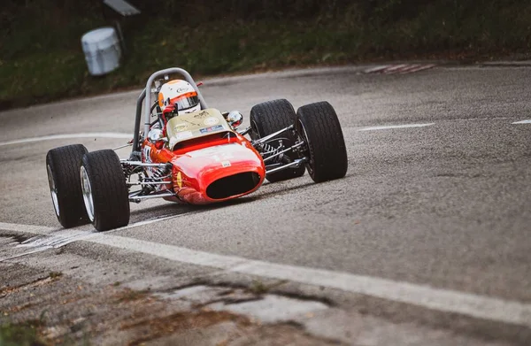 San Bartolo Parkındaki Eski Ferrari Yarış Arabası Pesaro Talya — Stok fotoğraf