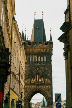 Prag 'daki Charles Köprüsü.