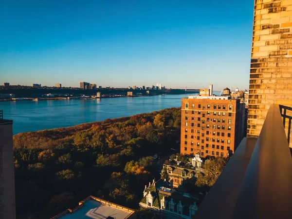 Nowy Jork Panorama Manhattanu Pejzaż Miasta Tle Błękitnego Nieba — Zdjęcie stockowe