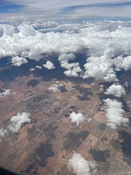 Eine Vertikale Luftaufnahme Einer Ländlichen Landschaft Die Von Geschwollenen Wolken — Stockfoto