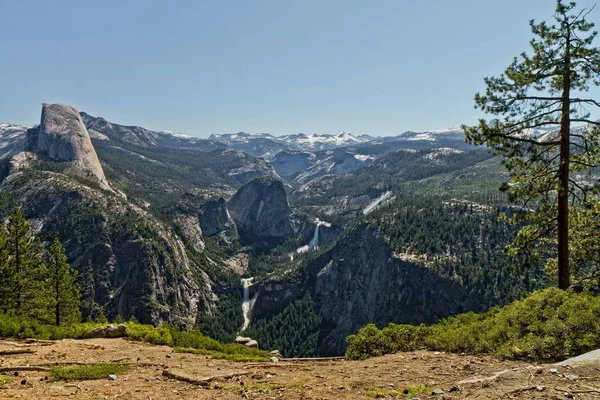 Beau Cliché Des Paysages Montagneux Parc Yosemite — Photo