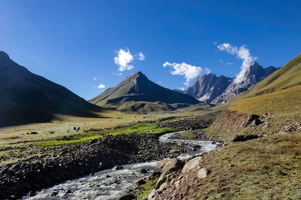 Stock image An aerial view of beautiful mountains in Kashmir, India