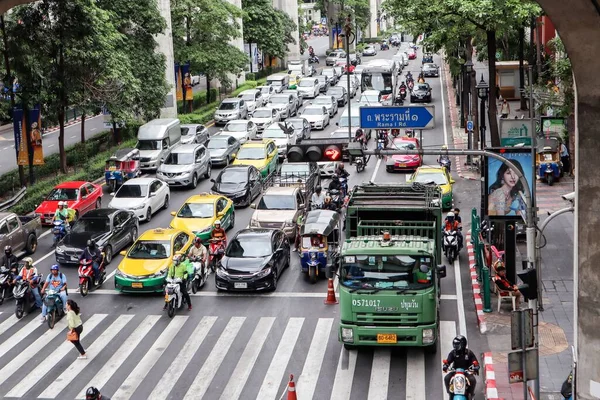 Una Toma Alto Ángulo Del Tráfico Pesado Calle Bangkok Tailandia — Foto de Stock