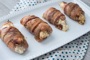 Pastırmalı tavuk tabağı.