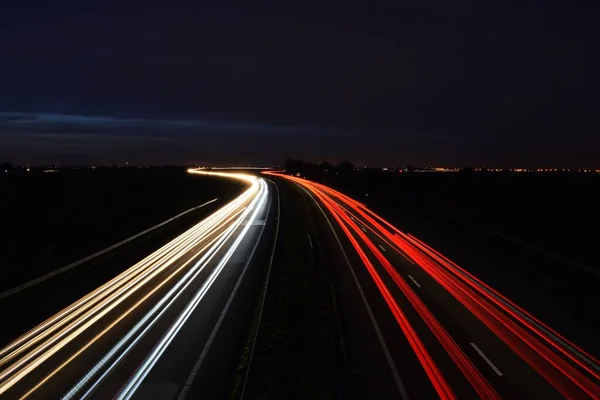 Autobahn Autos Fahren Bis Zum Horizont — Stockfoto