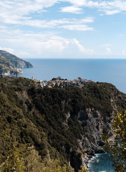 Vertical Shot Coastal Village Mountainous Islands Corniglia Cinque Terre Italy — Stock Photo, Image