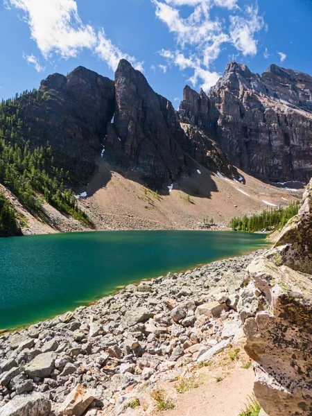 Malownicze Jezioro Agnes Diabelska Góra Kciuka Parku Narodowym Banff Alberta — Zdjęcie stockowe