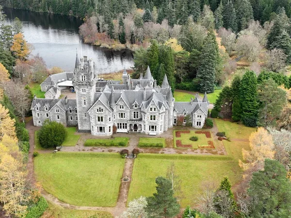 Aerial View Ancient Building Lake Scotland — Stock Photo, Image