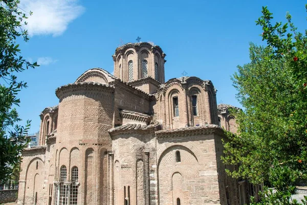 Igreja Dos Santos Apóstolos Tessalônica Contra Céu Azul Nublado — Fotografia de Stock