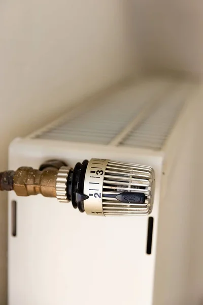 Vertical Shot Thermostat Heating Radiator Apartment — Stock Photo, Image