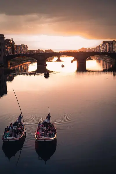 Oikukas Kuva Ponte Vecchio Sillasta Italiassa — kuvapankkivalokuva