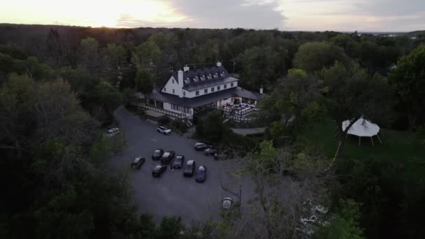 Boda Lugar Hotel Restaurante Montreal Atardecer Dolly Lento Con Dron — Vídeos de Stock
