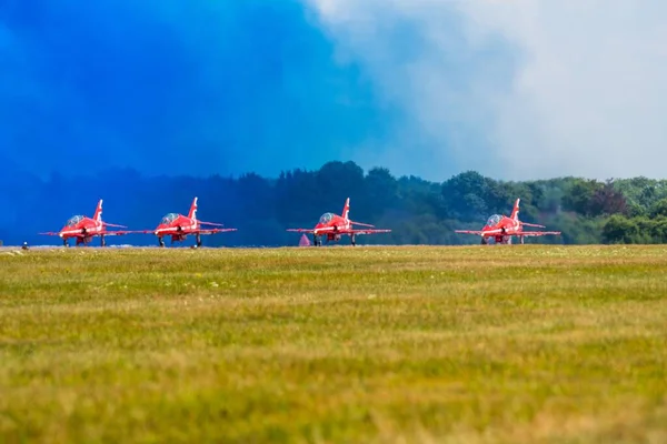 Het Red Arrow Aerobatic Team Riat Vliegshow Fairford Engeland Verenigd — Stockfoto