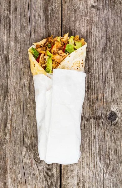 Egy Közeli Shawarma Egy Háttér — Stock Fotó
