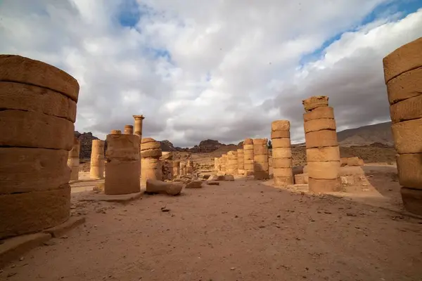 Een Close Shot Van Oude Ruïnes Petra Jordanië Een Zonnige — Stockfoto