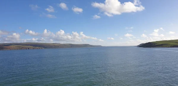 Панорамный Снимок Морского Пейзажа Облаками Шотландии Великобритания — стоковое фото