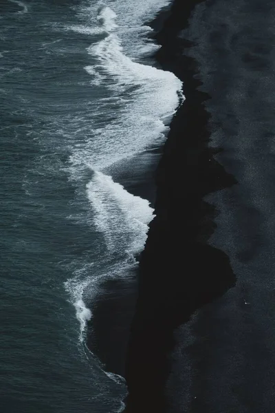 Vertikální Letecký Pohled Ikonu Black Beach Iceland — Stock fotografie