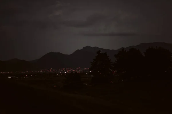 Похмурий Міський Пейзаж Вночі — стокове фото