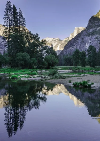 Odblaskowy Zachód Słońca Dolinie Yosemite — Zdjęcie stockowe