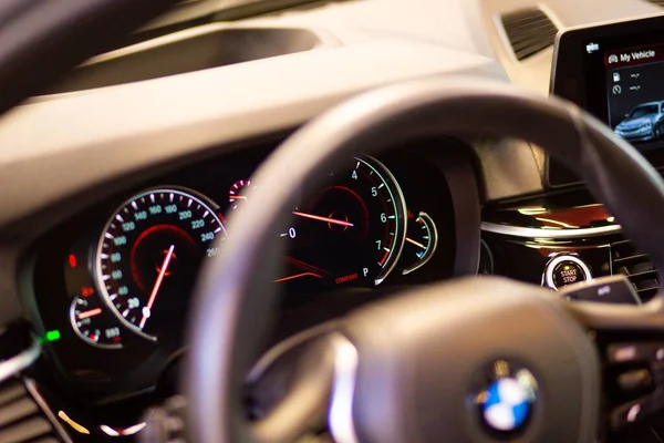 Closeup Shot Steering Wheel Dashboard Bmw Vehicle — Stock Photo, Image