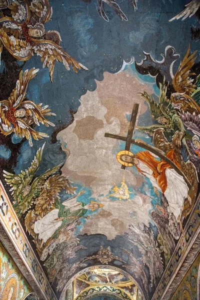 Όμορφες Θρησκευτικές Τοιχογραφίες Μέσα Στο Παρεκκλήσι Του Αγίου Πέτρου Στο — Φωτογραφία Αρχείου