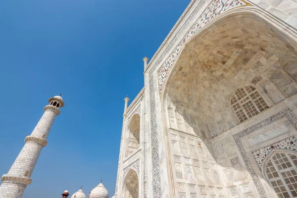 Low Angle View Taj Mahal Mosque Delhi — Stock Photo, Image
